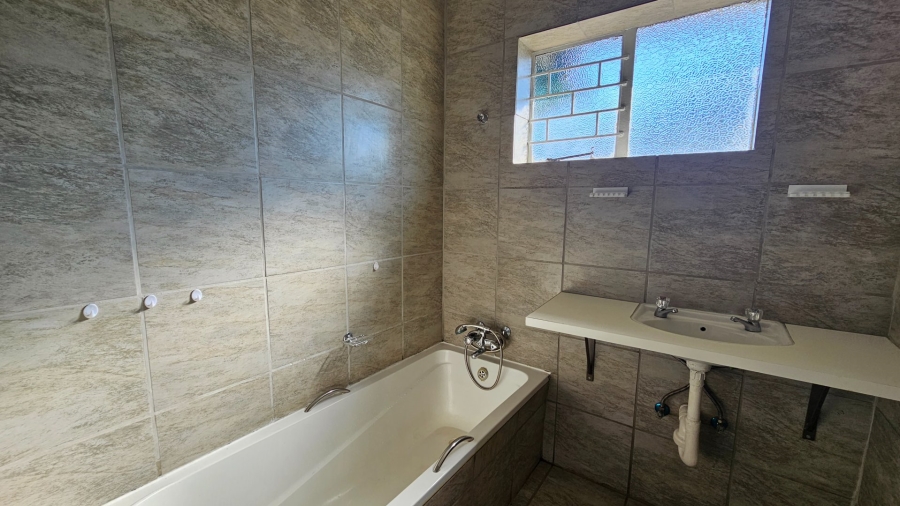 3 Bedroom Property for Sale in Sasolburg Ext 4 Free State